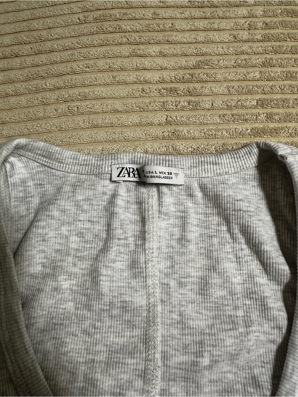 Zara Light Gray Ribbed Crop Tank - Picture 2 of 3
